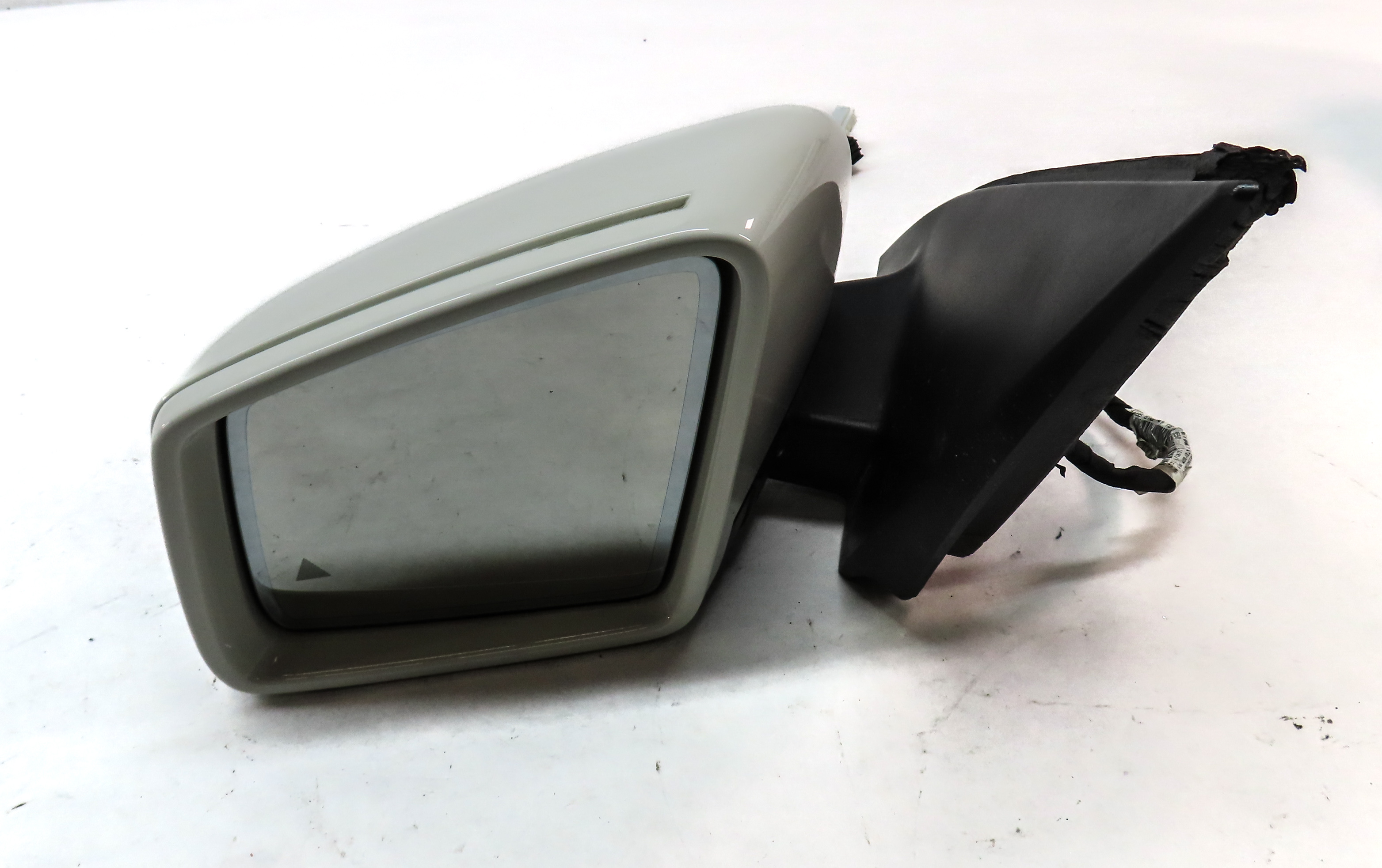 12-16 MERCEDES GL450 GL550 ML350 (W166 X166) LEFT - BLIND SPOT MIRROR (WHITE) — exact item pictured